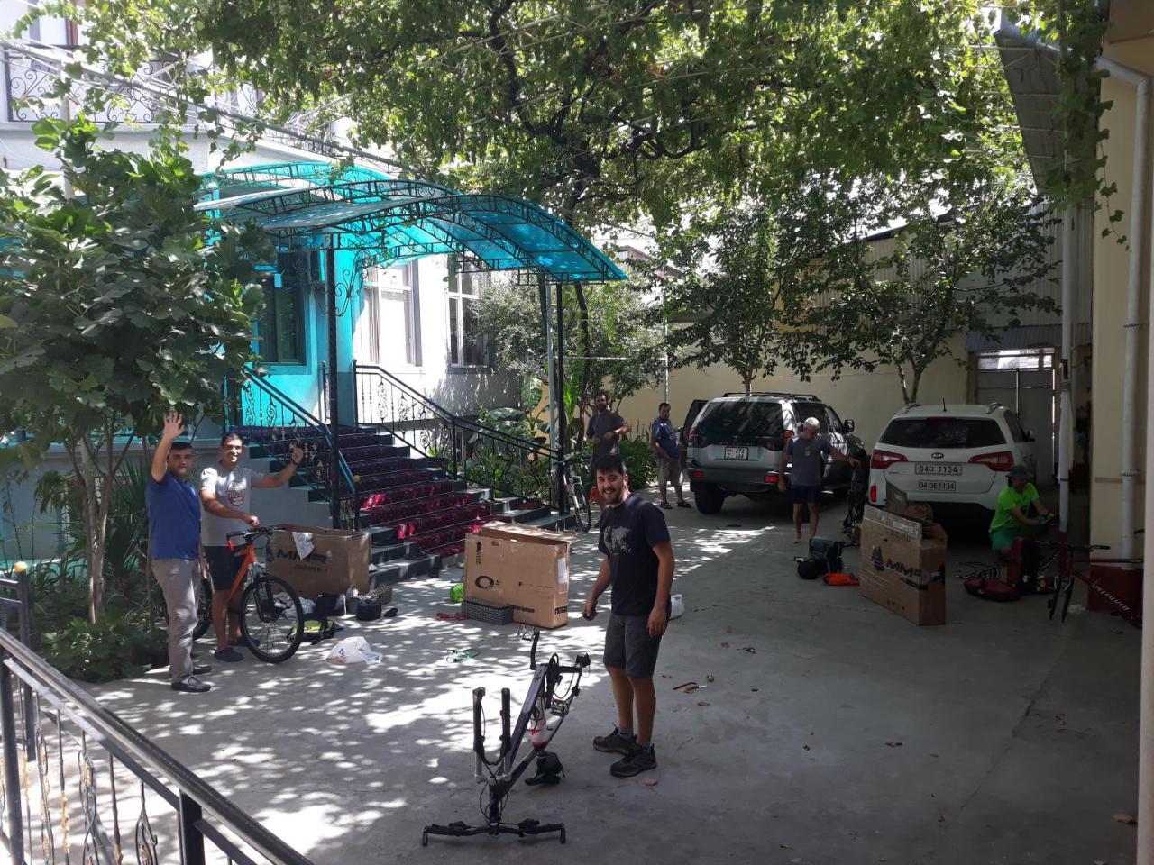 City Hostel Dushanbe Bagian luar foto