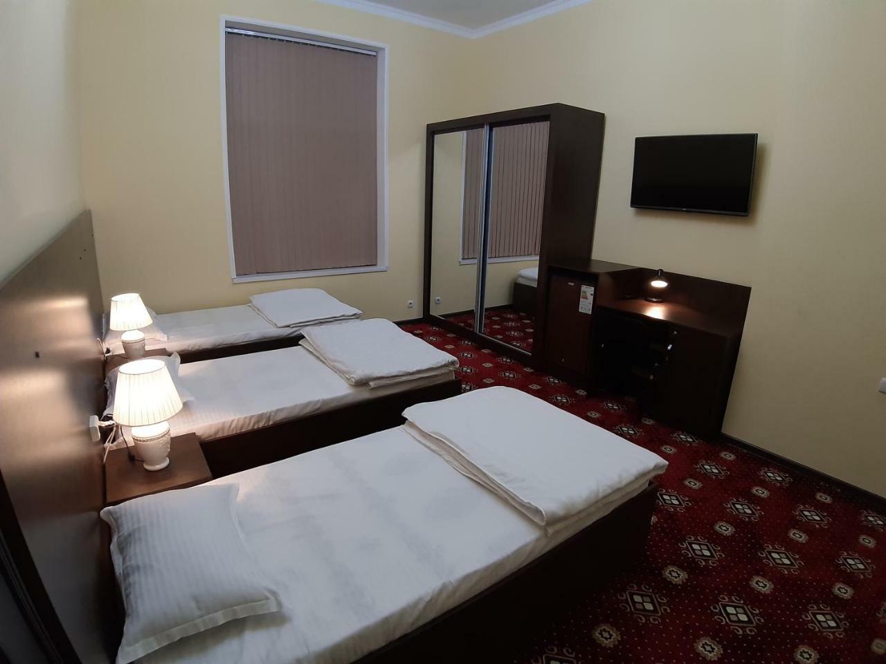 City Hostel Dushanbe Bagian luar foto